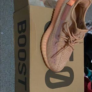 Yeezy boost 350 Clay